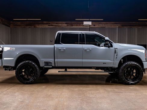 Used 2026 Ford F350 King Ranch w/ Chrome Package AWD/4WD image 11