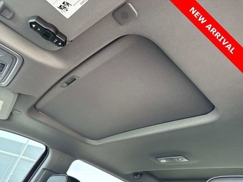 Used 2025 GMC Sierra 3500 Denali w/ Denali Reserve Package image 30