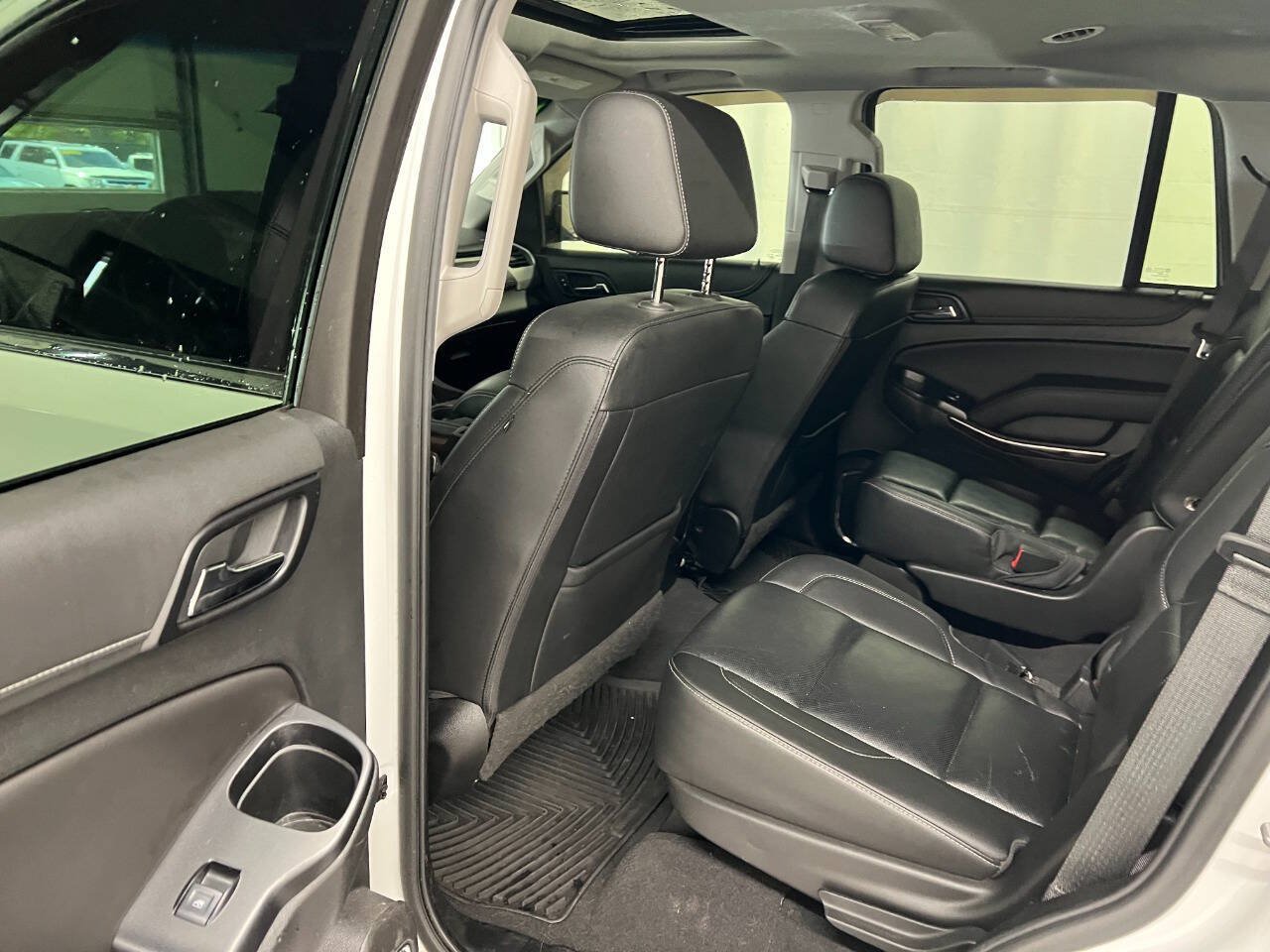 Used 2019 GMC Yukon SLT AWD/4WD image 9