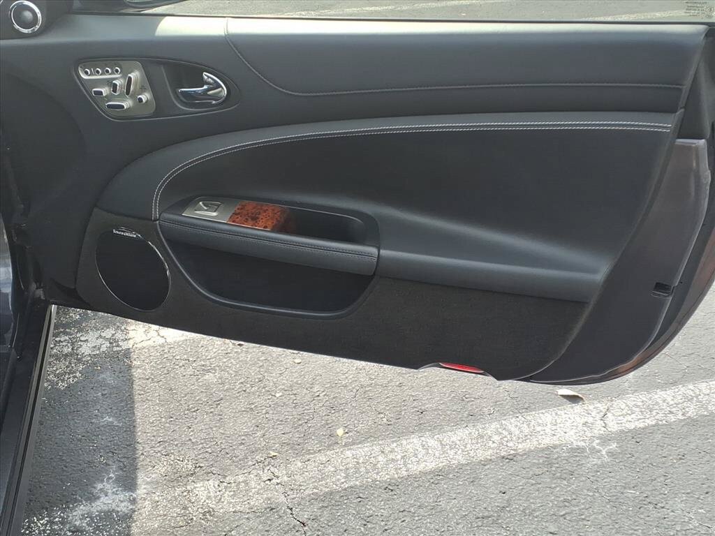 Used 2010 Jaguar XKR R RWD image 18