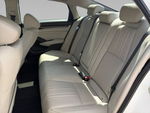 Used 2018 Honda Accord EX-L image 14