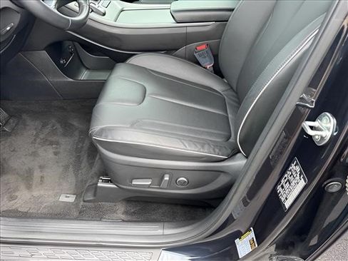 Certified 2024 Hyundai Palisade SEL FWD image 7