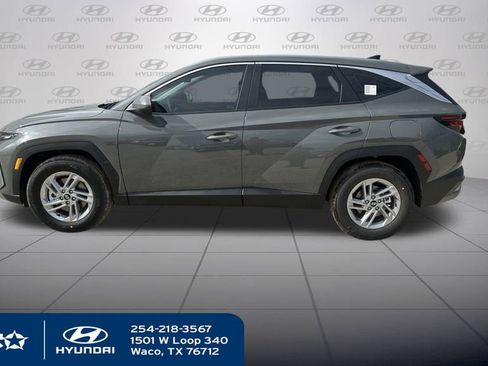New 2026 Hyundai Tucson SE image 13