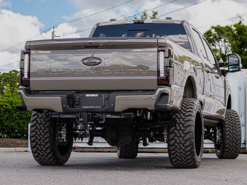 New 2026 Ford F250 Lariat w/ Lariat Ultimate Package AWD/4WD image 3