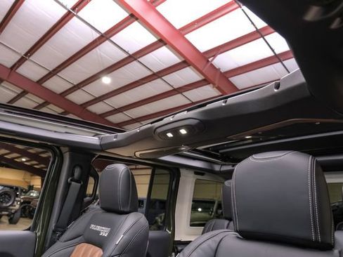 Used 2024 Jeep Wrangler Unlimited Rubicon 392 image 19