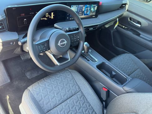 New 2026 Nissan Kicks SV image 18