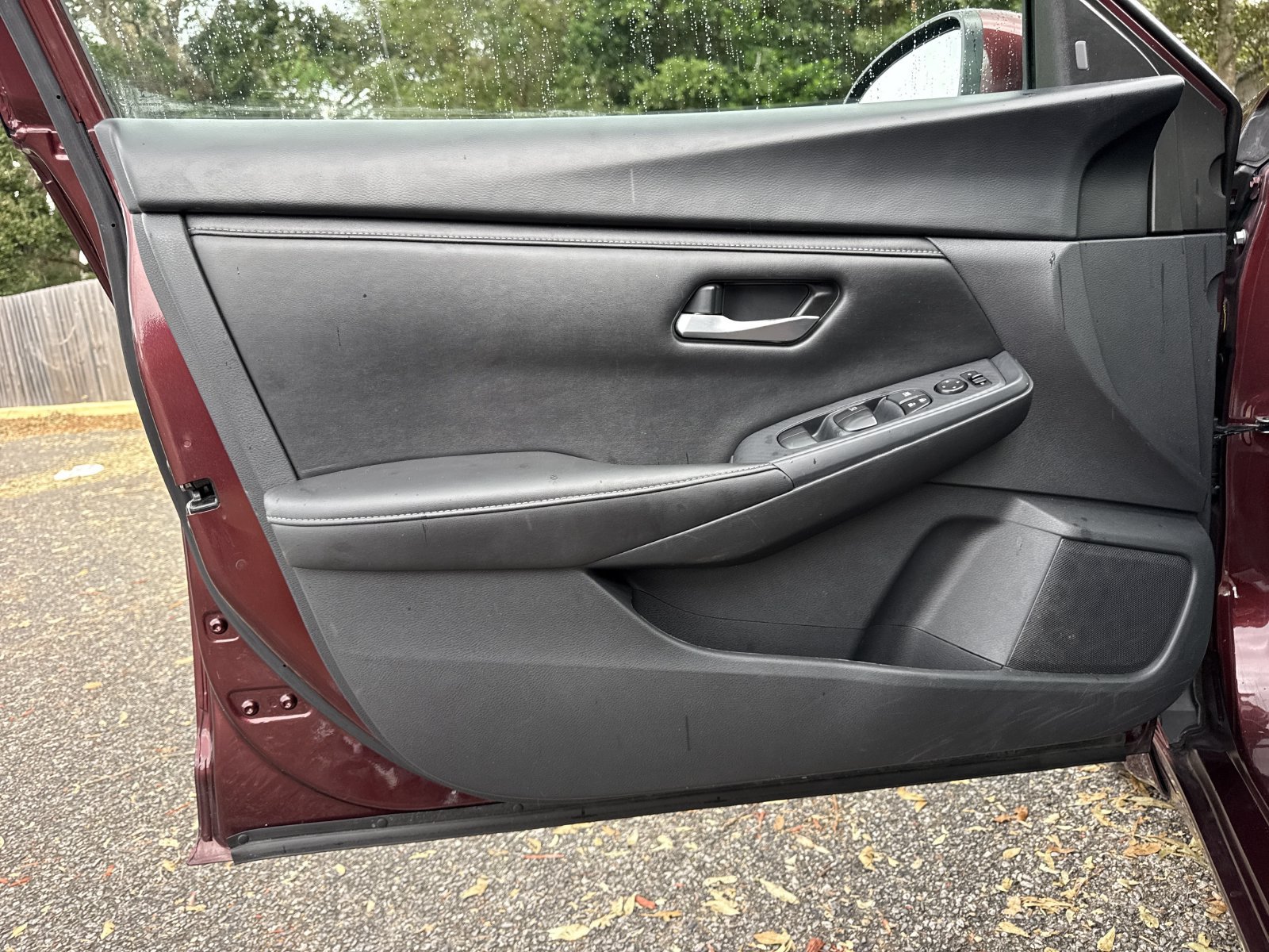 Used 2024 Nissan Sentra SV FWD image 13