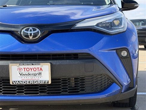 Used 2021 Toyota C-HR Limited image 9