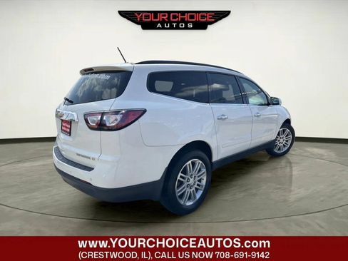 Used 2015 Chevrolet Traverse LT w/ Style and Technology Package FWD image 5