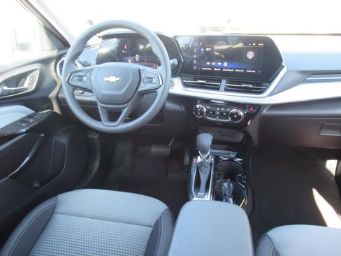 New 2026 Chevrolet Trax LT image 13