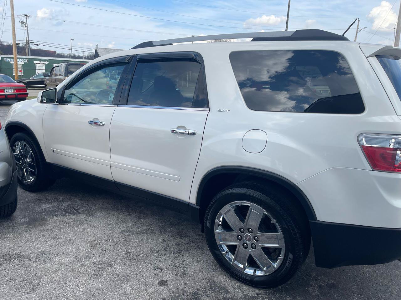 Used 2010 GMC Acadia SLT AWD/4WD image 2