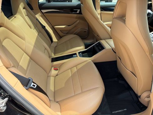 Certified 2018 Porsche Panamera 4S AWD/4WD image 30