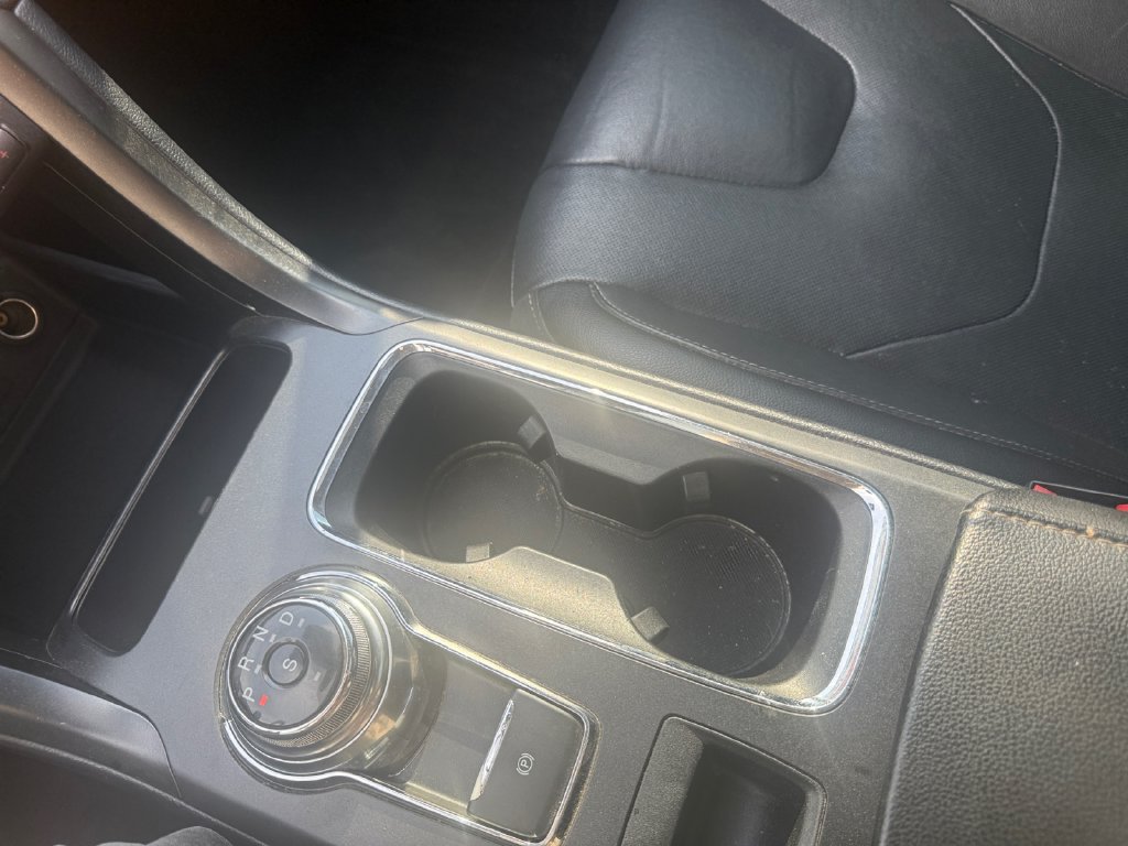 Used 2020 Ford Fusion Titanium AWD/4WD image 19