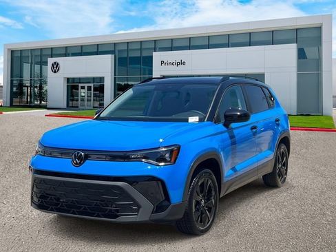 New 2026 Volkswagen Taos SE FWD image 1