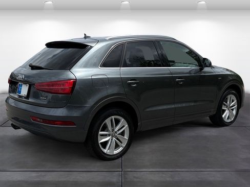 Used 2018 Audi Q3 2.0T Premium Plus w/ Premium Plus Package AWD/4WD image 5