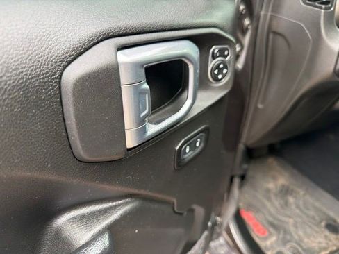 Used 2021 Jeep Wrangler Unlimited Sport AWD/4WD image 15