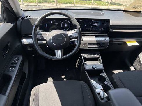 Certified 2024 Hyundai Kona SEL FWD image 9