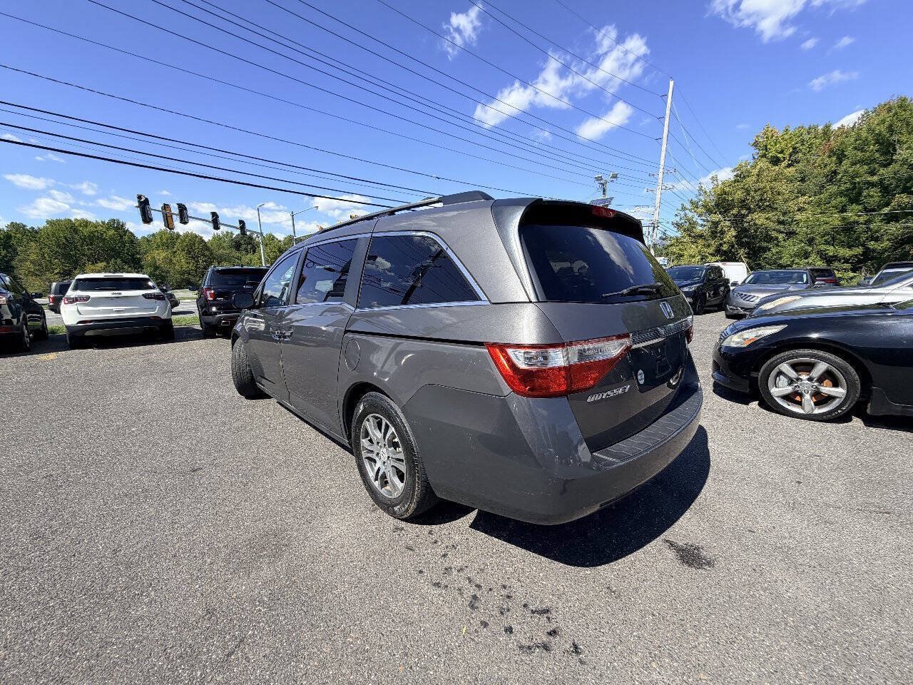 Used 2011 Honda Odyssey EX image 25