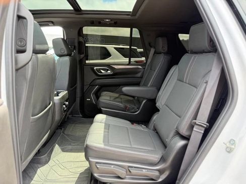 Used 2023 Chevrolet Tahoe RST w/ Luxury Package AWD/4WD image 16