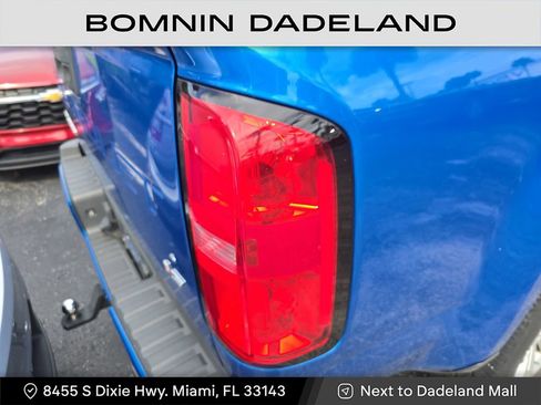 Used 2021 Chevrolet Colorado LT w/ LT Convenience Package image 9