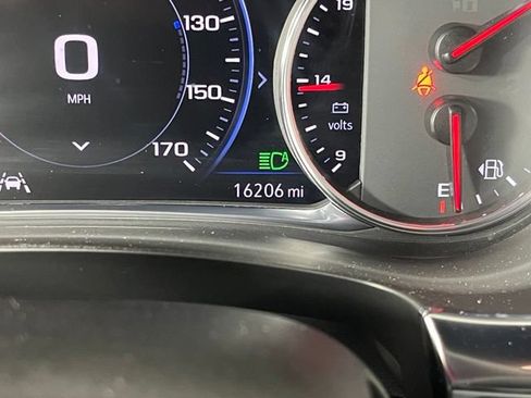 Used 2023 Chevrolet Traverse Premier w/ Redline Edition AWD/4WD image 27