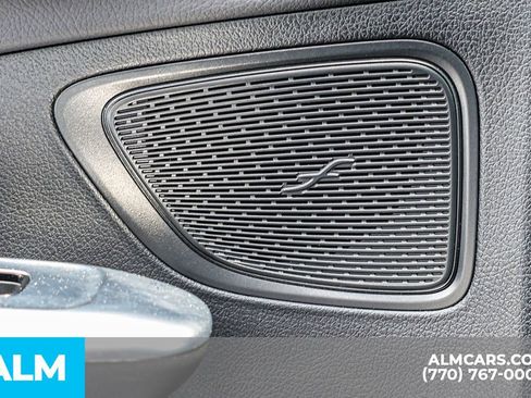 Used 2025 Mercedes-Benz C 300 Sedan image 50