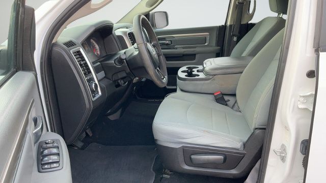 Used 2019 RAM 1500 Classic SLT AWD/4WD image 19