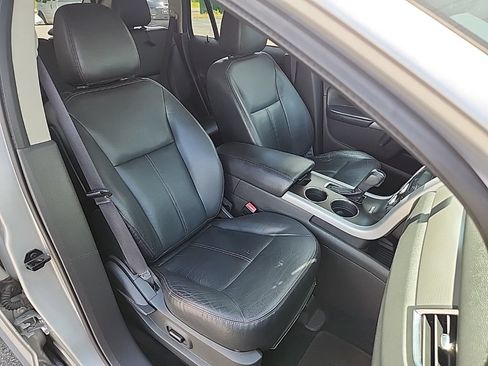 Used 2013 Ford Edge SEL FWD image 40