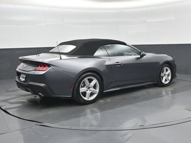 Used 2026 Ford Mustang Premium RWD image 3