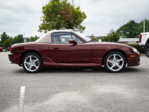 Used 2003 MAZDA MX-5 Miata LS RWD image 11