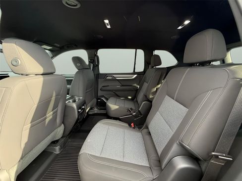 New 2026 GMC Acadia Elevation w/ LPO, Floor Liner Package image 19