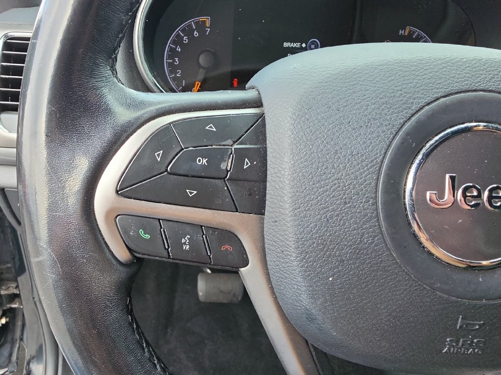 Used 2020 Jeep Grand Cherokee Altitude AWD/4WD image 17