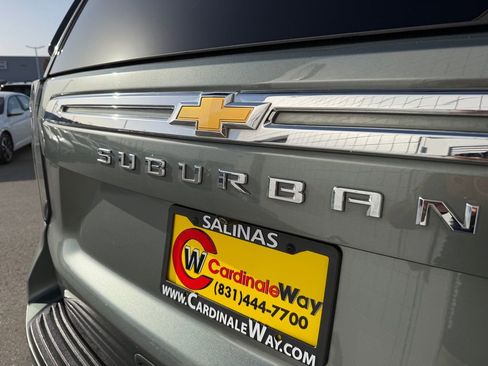 Used 2024 Chevrolet Suburban Premier image 11