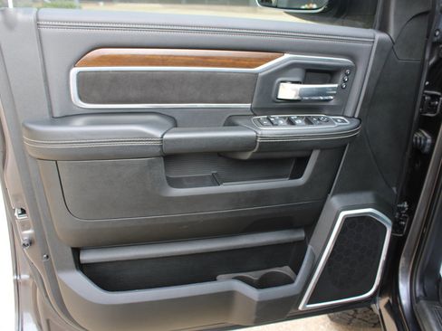 Certified 2022 RAM 2500 Laramie image 24