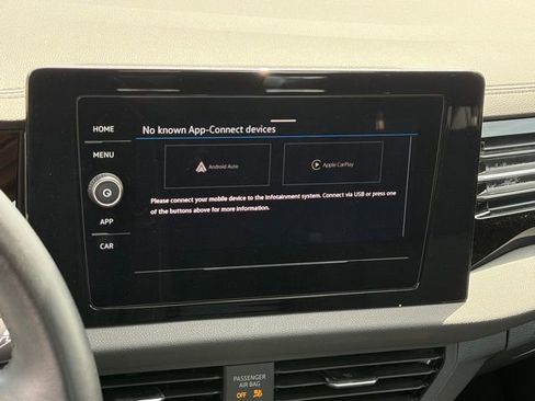 Used 2025 Volkswagen Jetta S FWD image 17