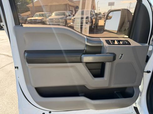 Used 2018 Ford F150 XLT w/ Equipment Group 302A Luxury AWD/4WD image 10