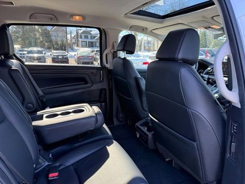 Used 2025 Honda Odyssey EX-L image 10