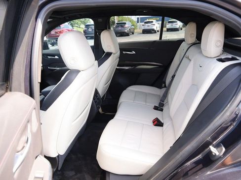 Used 2023 Cadillac XT4 Sport FWD image 11