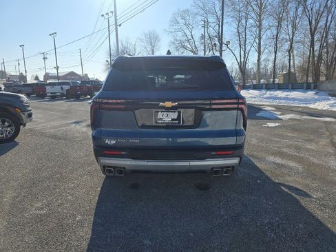 New 2026 Chevrolet Traverse LT image 8