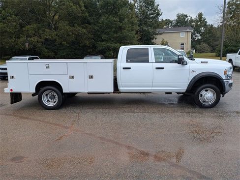 Used 2023 RAM 4500 Tradesman image 3