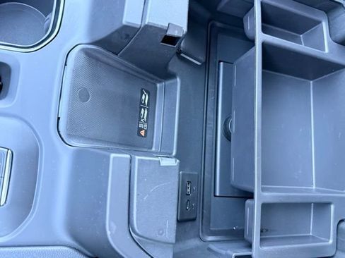 Used 2024 GMC Sierra 2500 AT4 w/ AT4 Premium Plus Package image 42