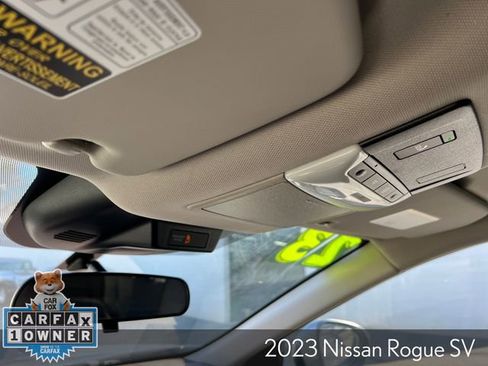 Used 2023 Nissan Rogue SV image 22