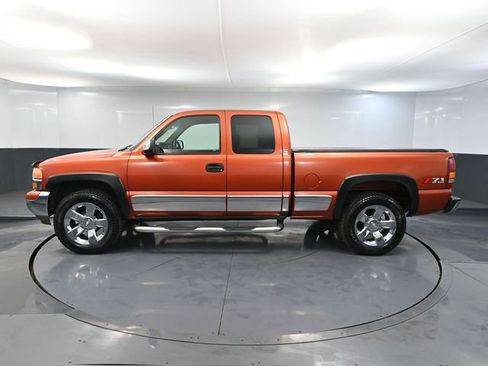 Used 2001 GMC Sierra 1500 4x4 Extended Cab w/ Convenience Plus Group image 9