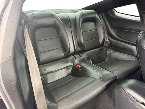 Used 2020 Ford Mustang Premium RWD image 18