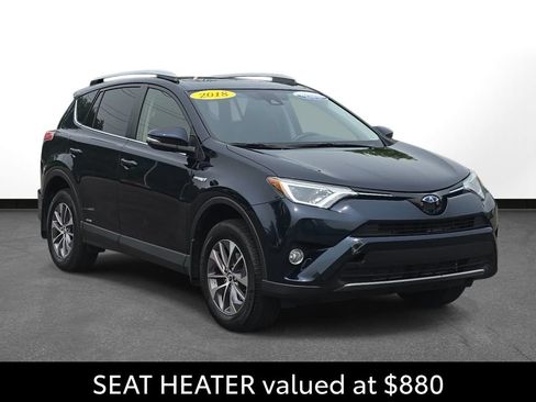 Certified 2018 Toyota RAV4 XLE AWD/4WD image 3
