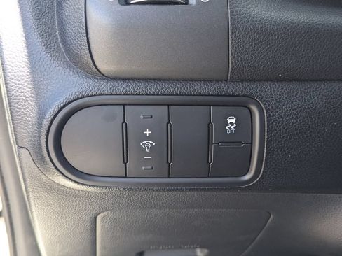 Used 2016 Kia Forte LX FWD image 22