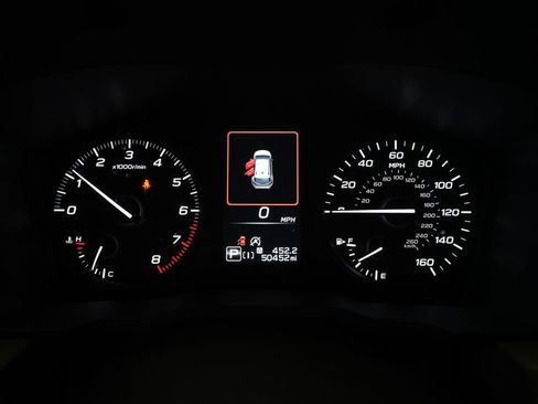 Used 2024 Subaru Crosstrek 2.0i AWD/4WD image 2