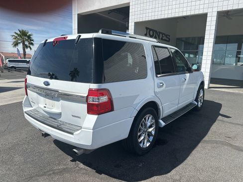 Used 2016 Ford Expedition Limited image 6