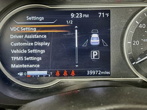 Used 2025 Nissan Versa SV FWD image 19