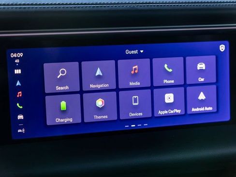 Certified 2025 Porsche Macan Electric RWD image 54